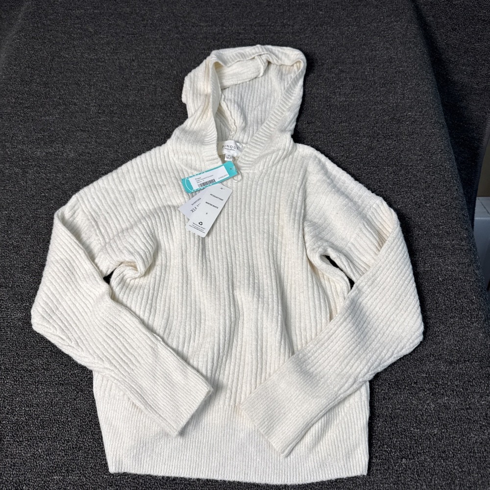 Saski Cream Hooded Size Small Sweater #1046
